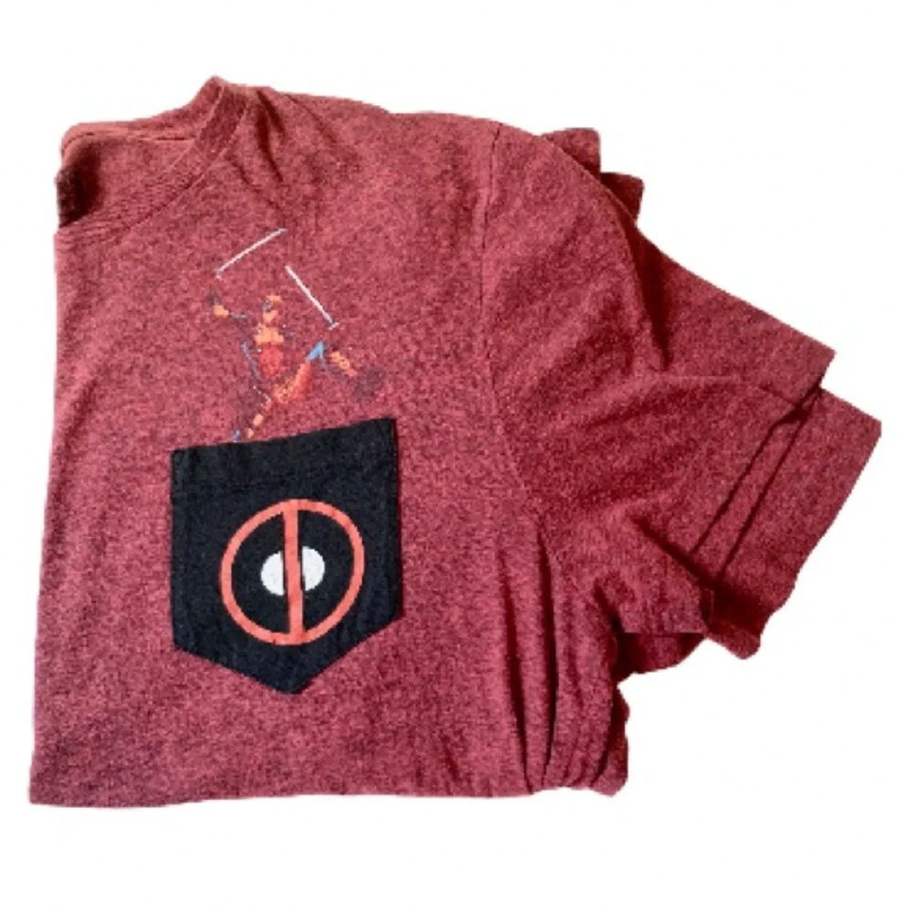 DEADPOOL Maroon Short Sleeve T-Shirt with Chest Pocket Mens Medium - Picture 7 of 14